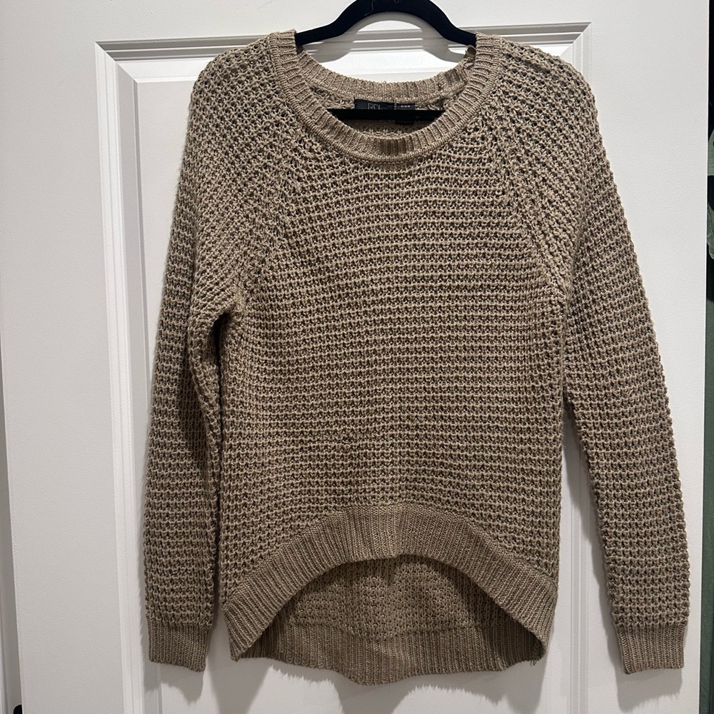 RDI Textured Knit Sweater in Beige